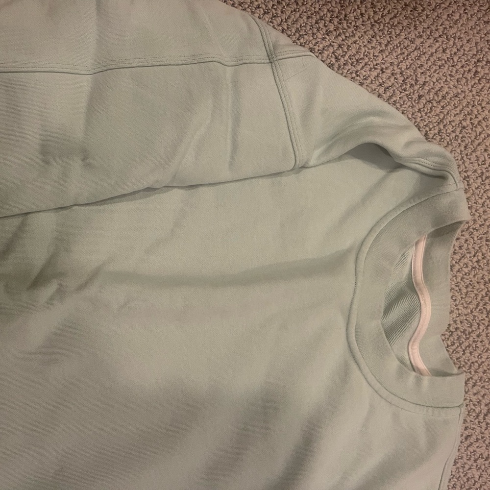 LULU LEMON PERFECTLY OVERSIZED CREW - Picture 3 of 4